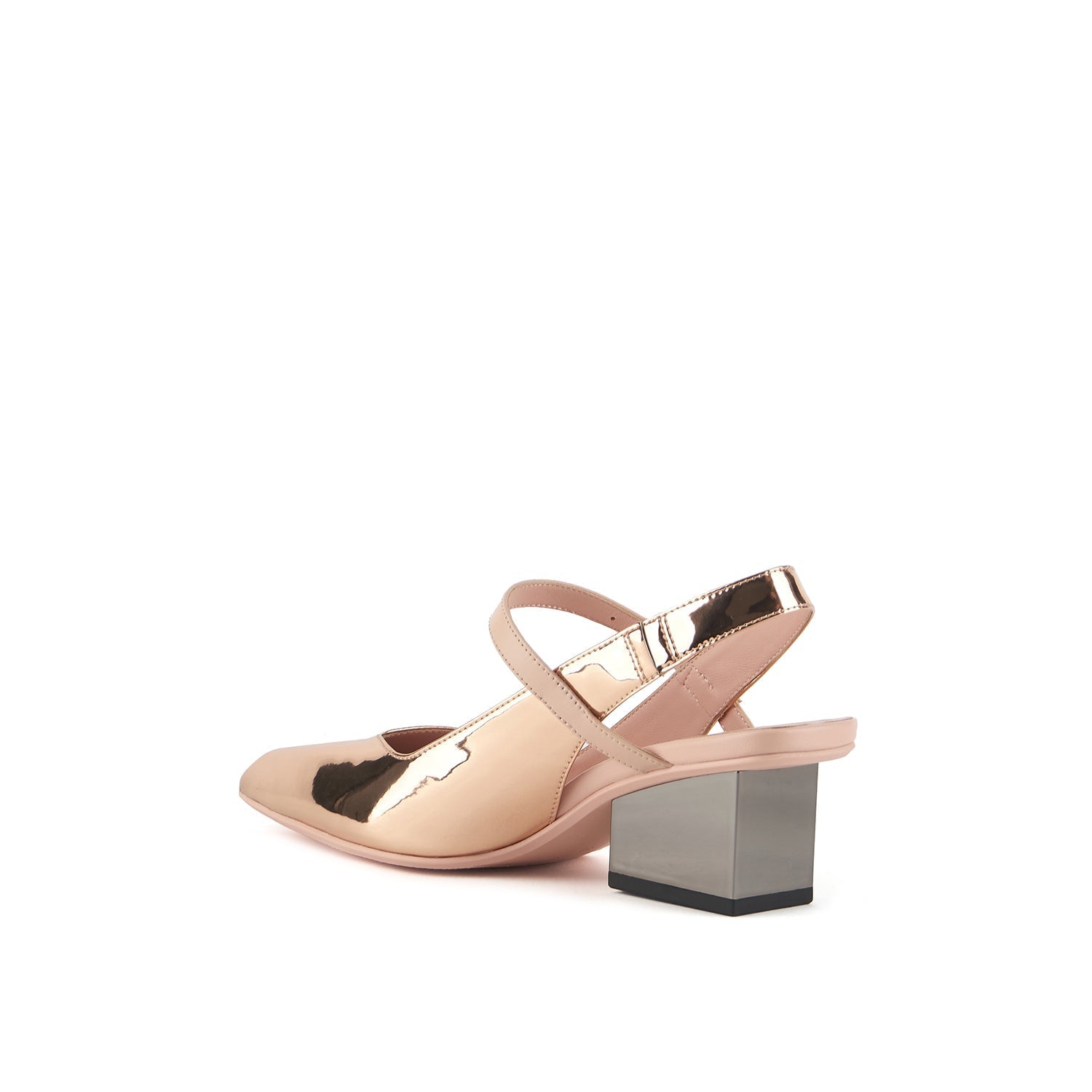 Raila Jane – United Nude