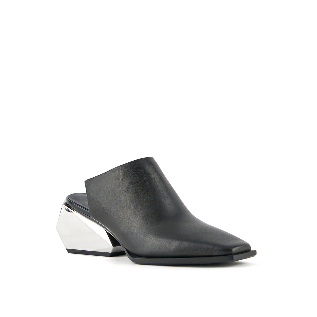 ricky mule mid black 2 angle out view