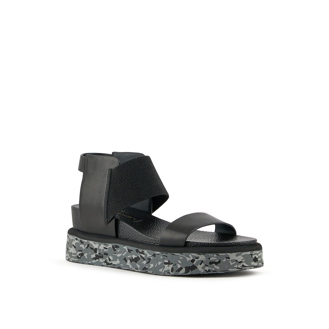 rico sandal ii black 2 angle out