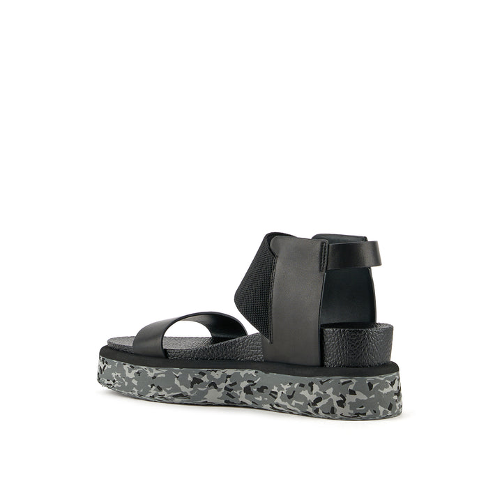 rico sandal ii black 4 angle in