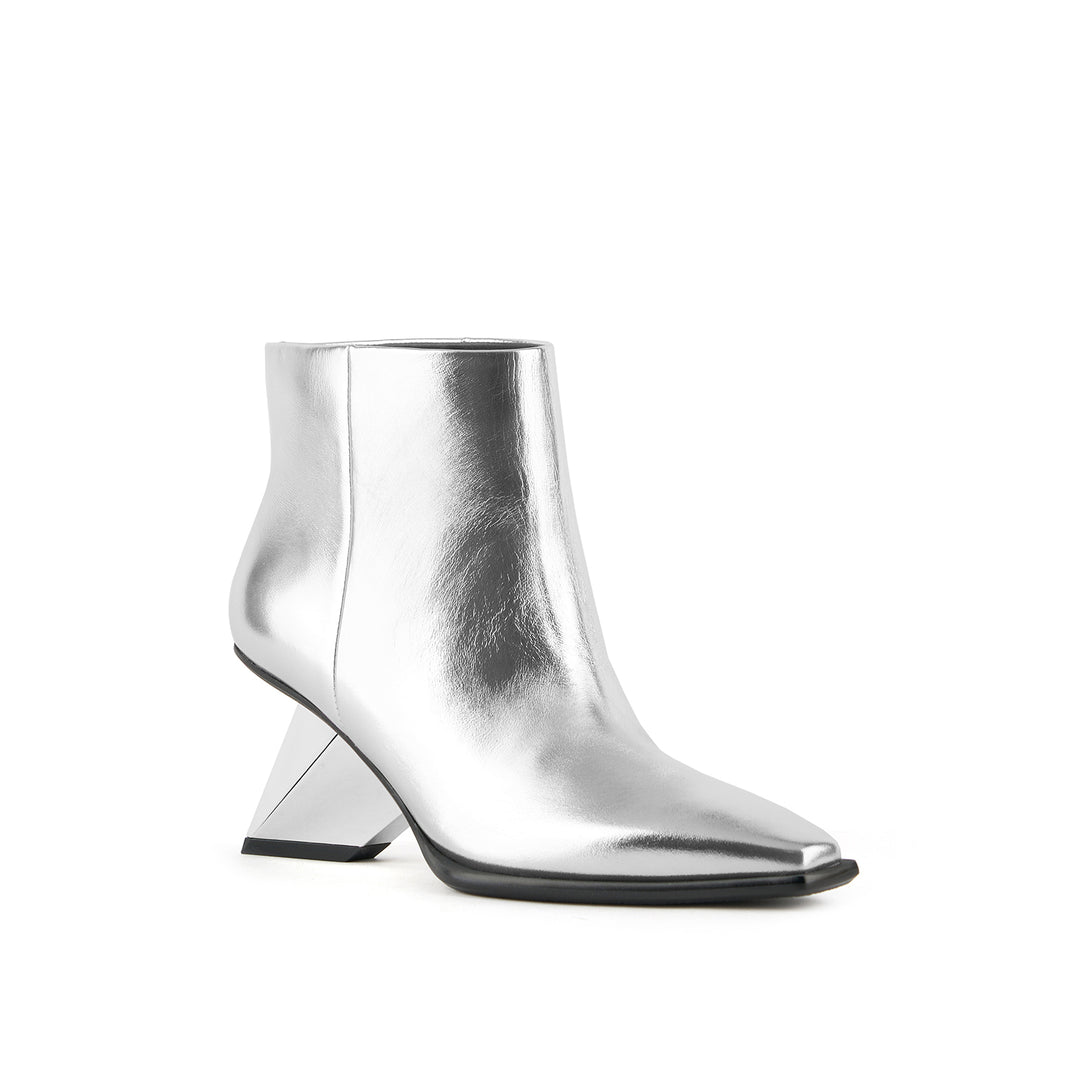 rockit pull on bootie silver 2 angle out view