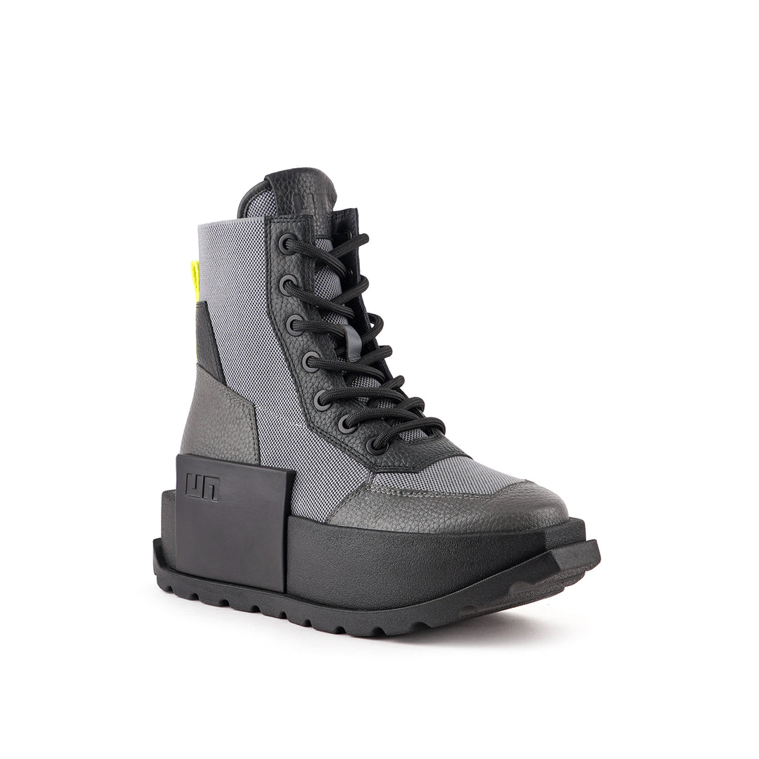 roko combat future grey 2 angle out
