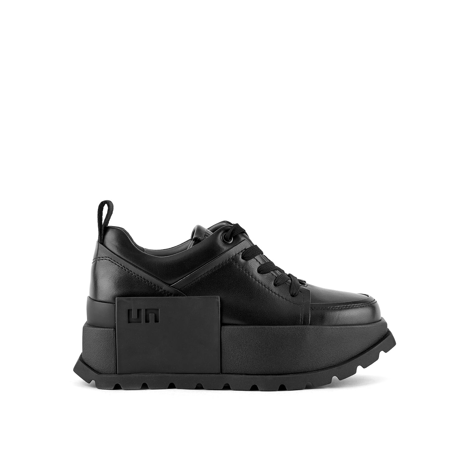 Roko Jay – United Nude