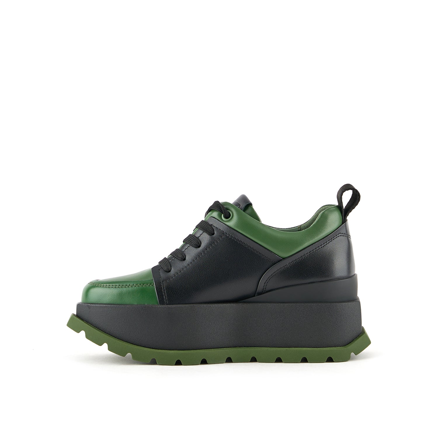 Roko Jay – United Nude