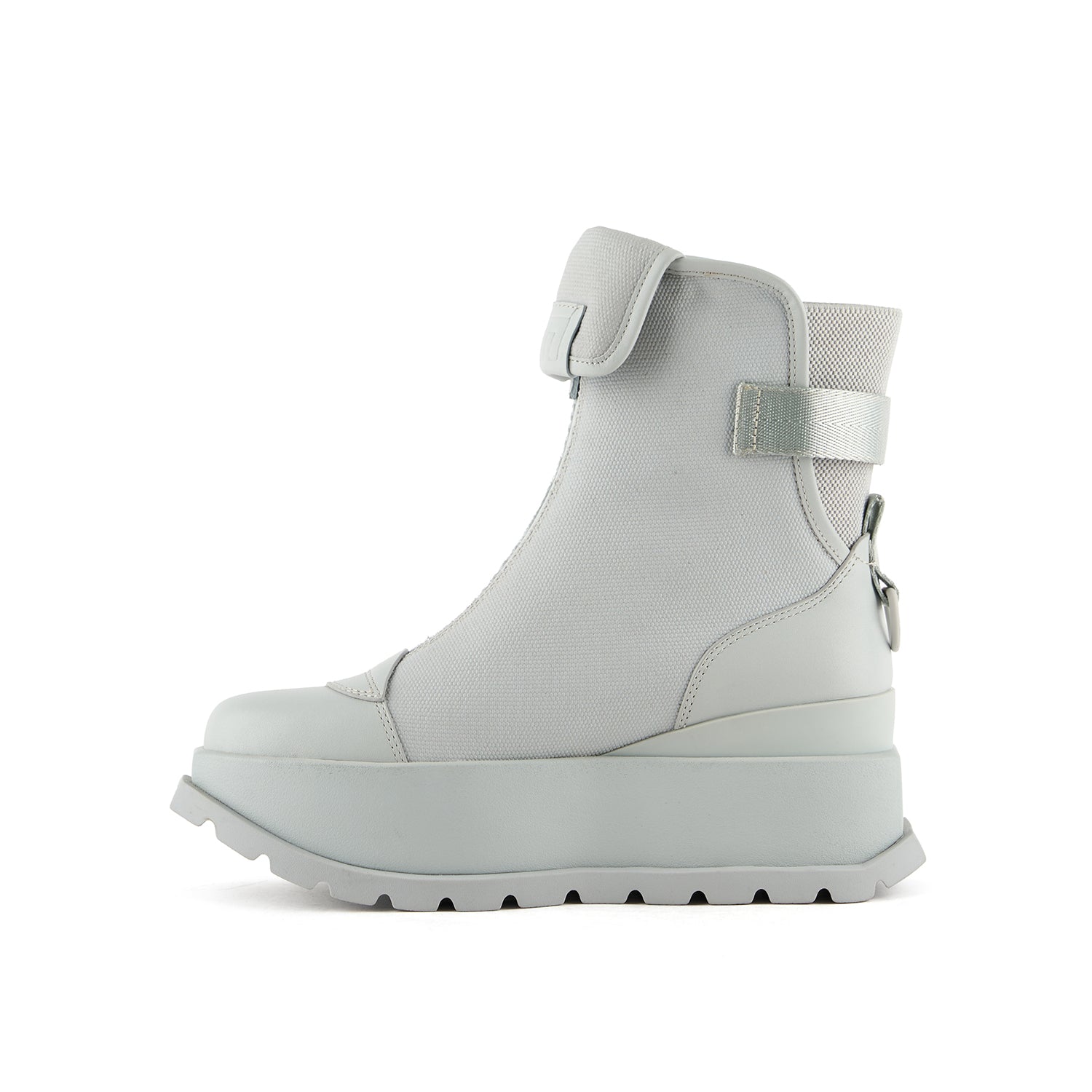 Roko Ker – United Nude