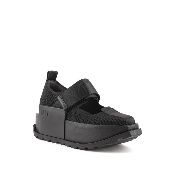 roko orion ii black 2 angle out