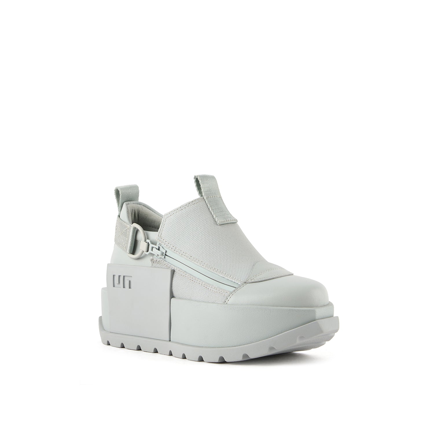 Roko Zar – United Nude