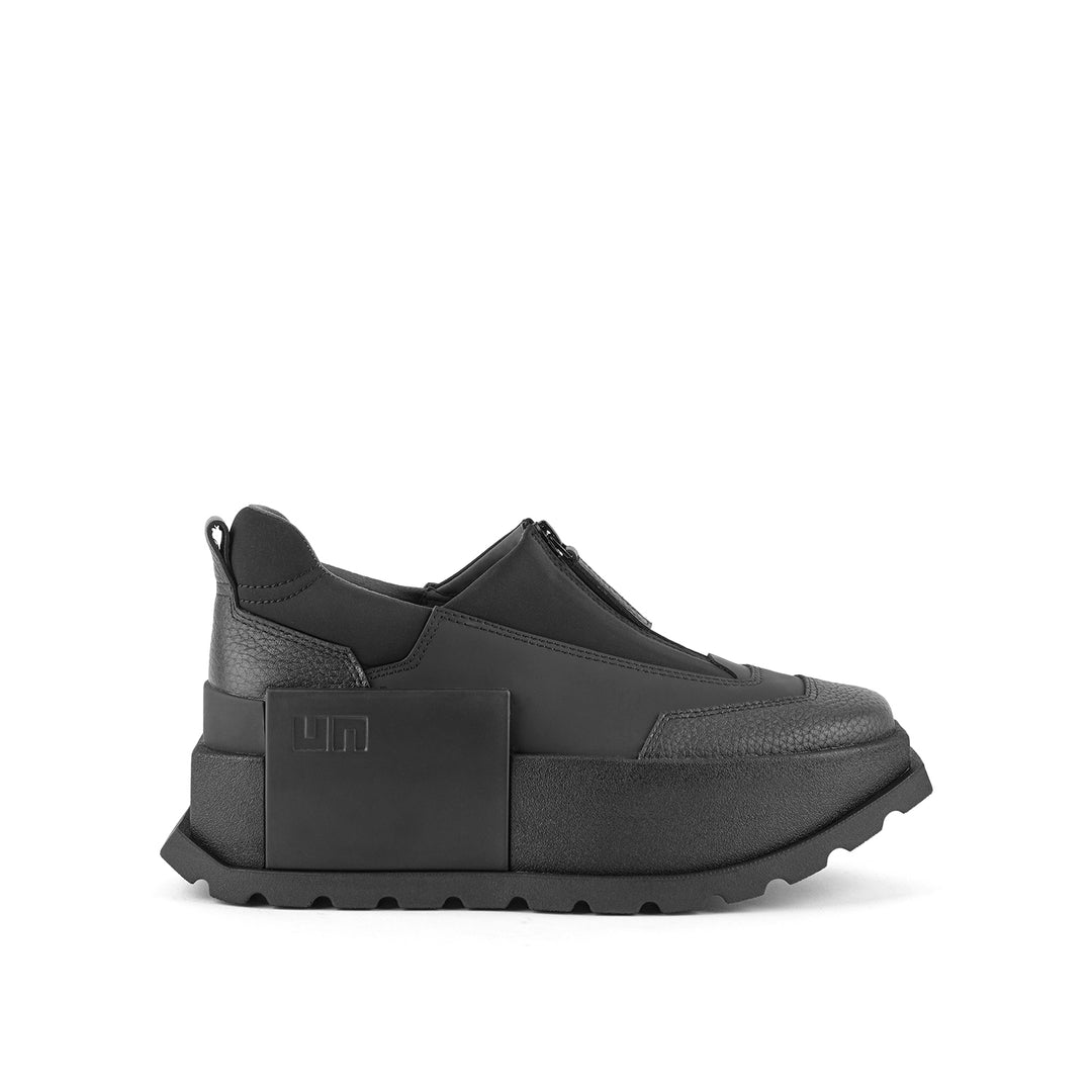 roko zing black 1 outside