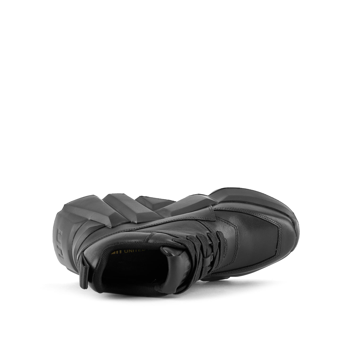 Space Kick Max – United Nude