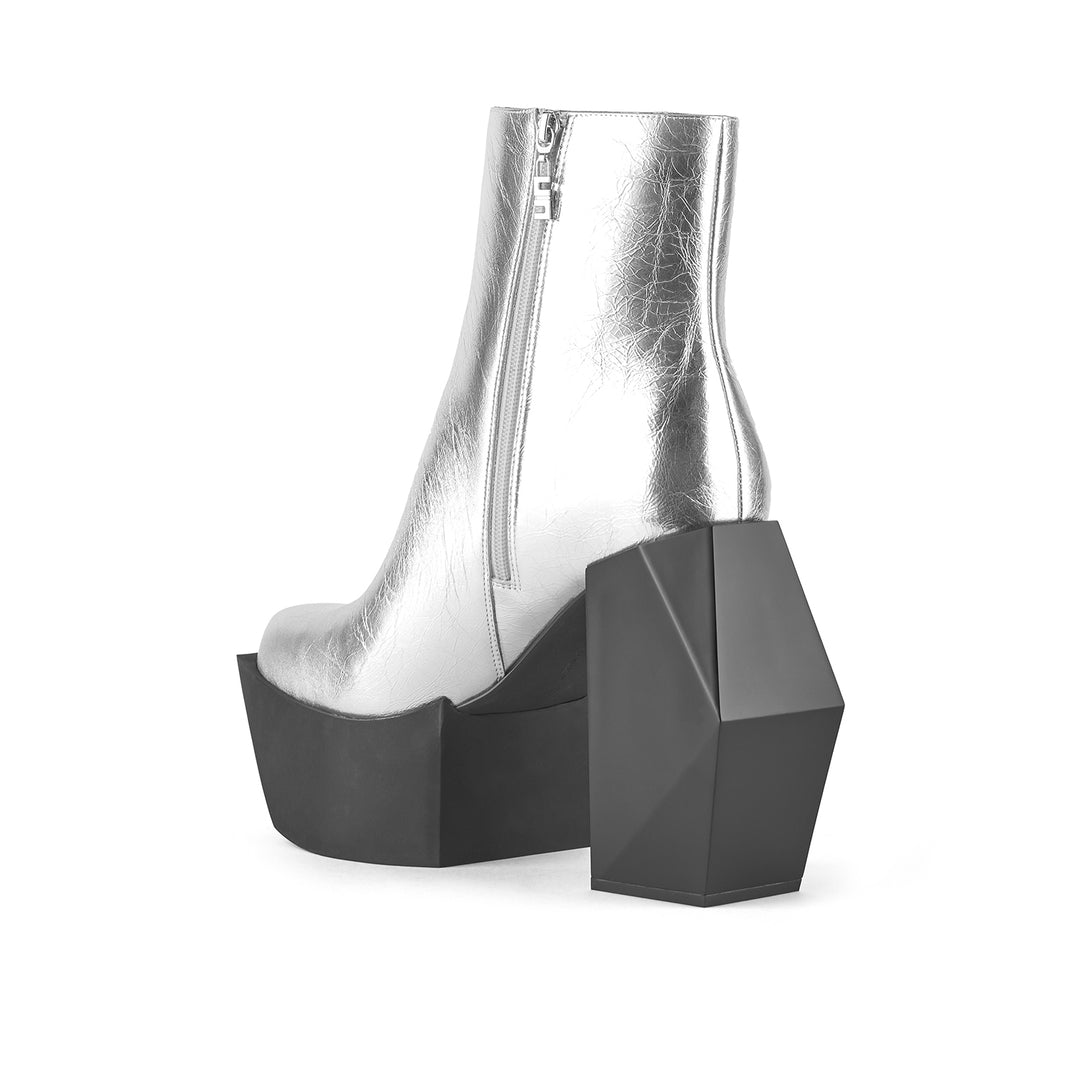 stage boot mens silver 4 angle in view