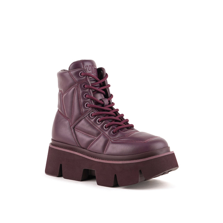 stomper puffy combat fig 2 angle out