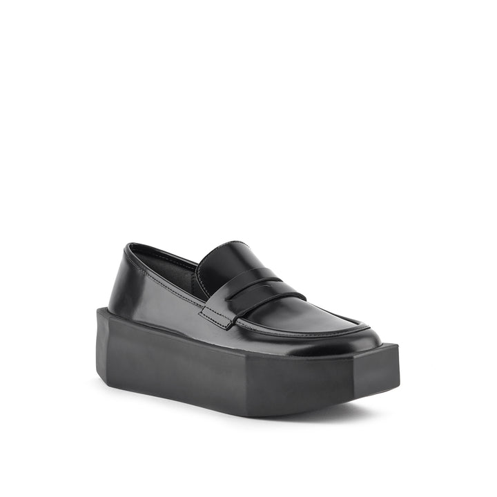stone loafer lo black 2 angle out