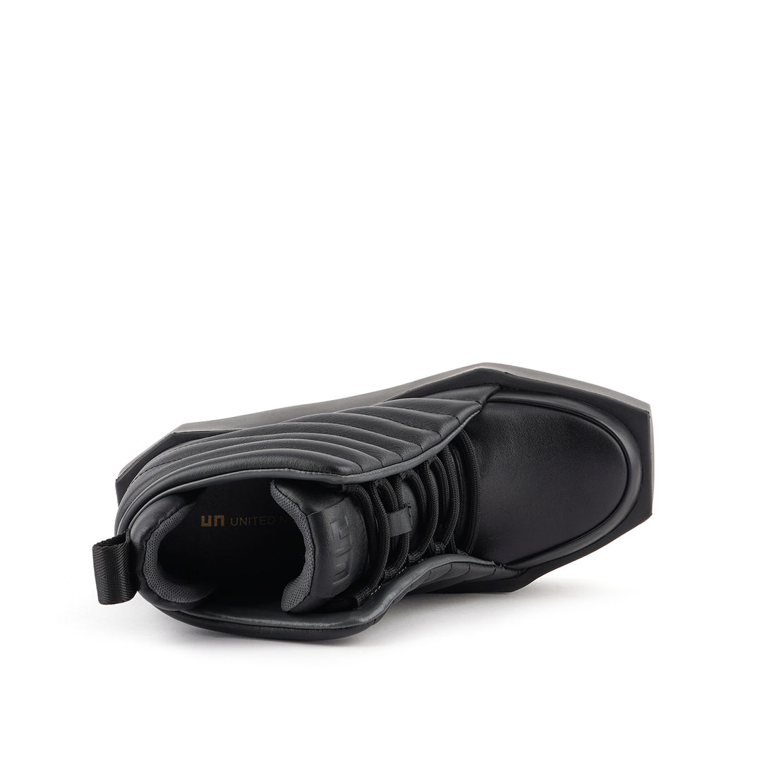 stone puffy mid black 5 top