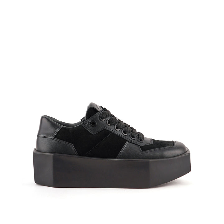 stone sneaker lo black 1 outside