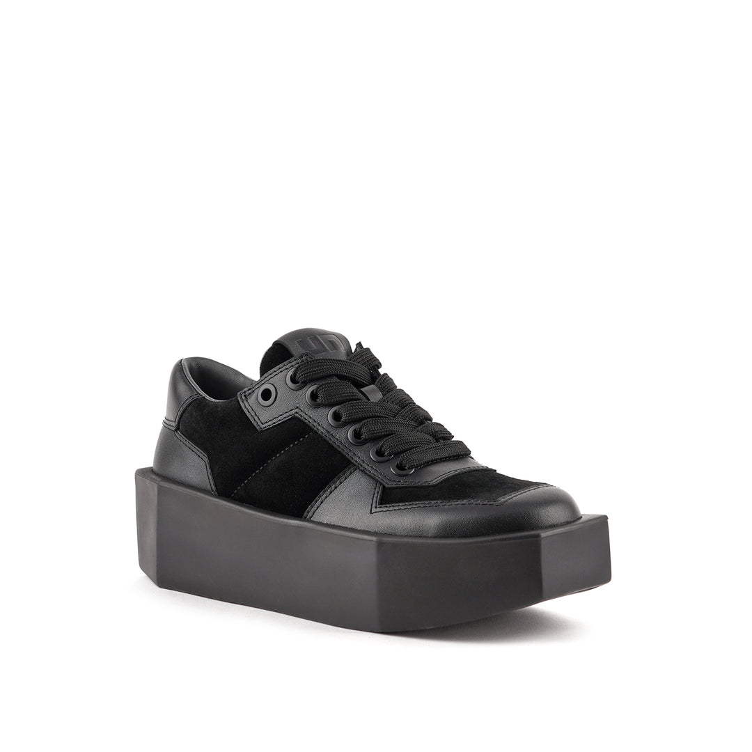stone sneaker lo black 2 angle out