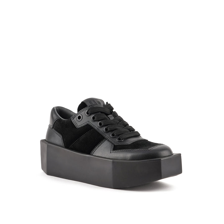 stone sneaker lo black 2 angle out
