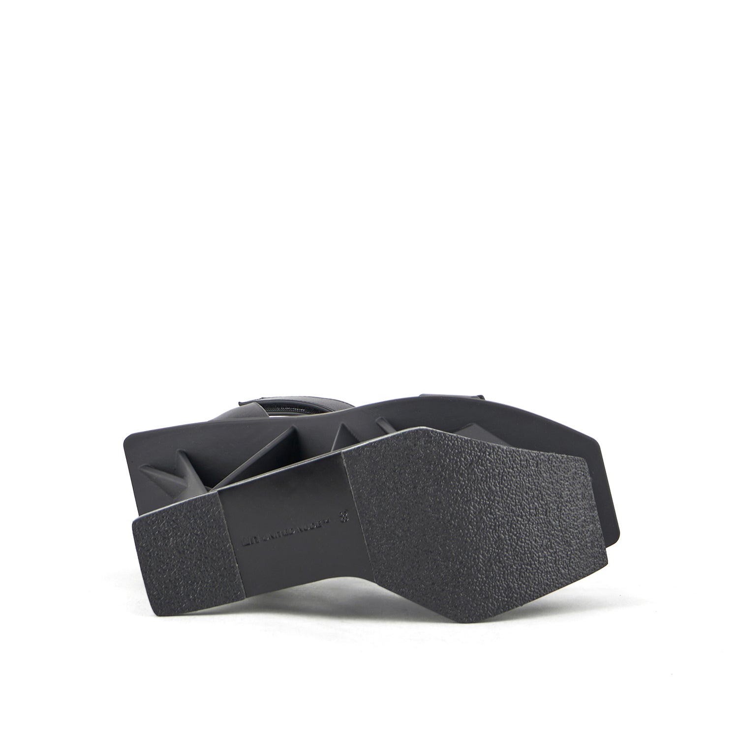 Vector – United Nude