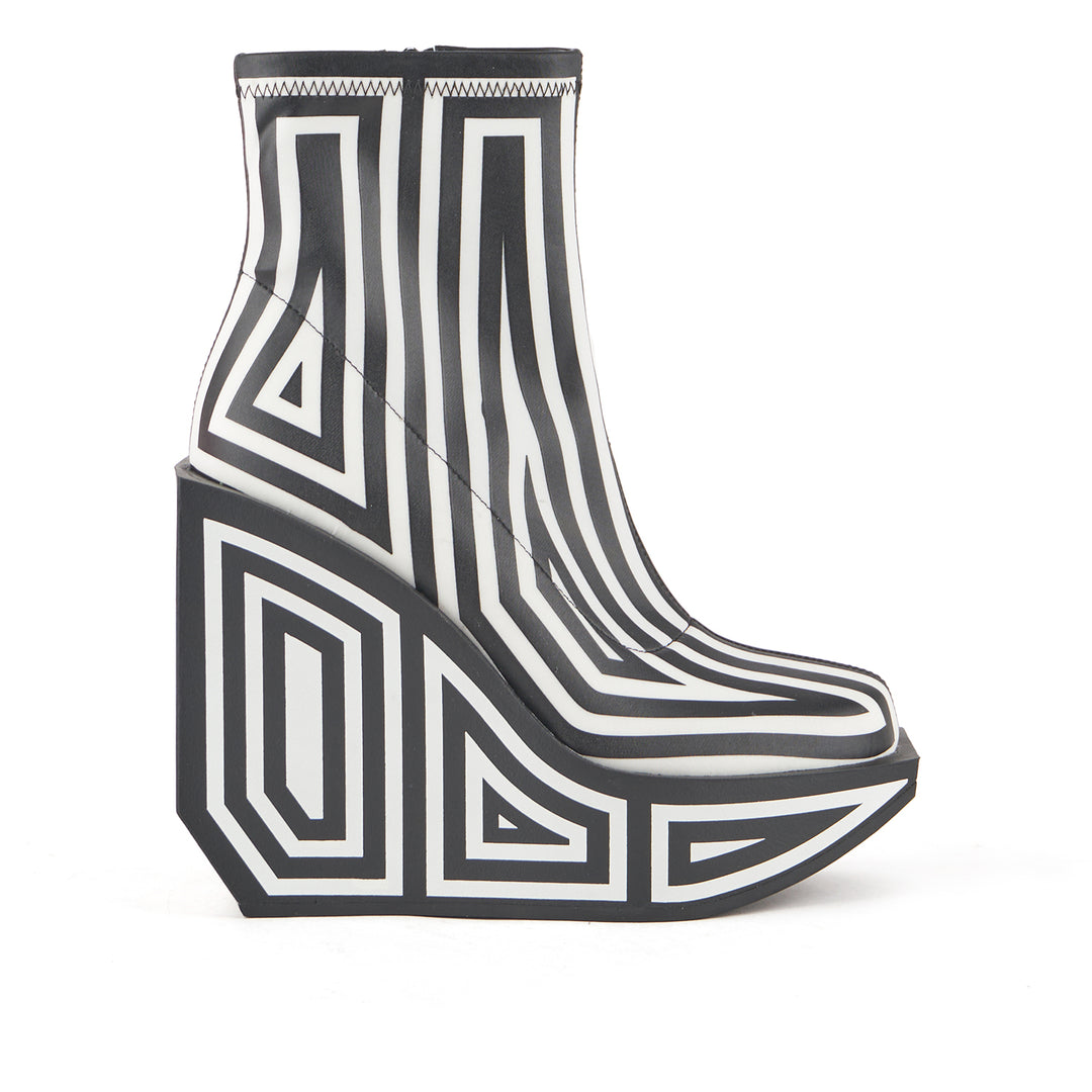 wa bootie hi mono 1 outside view