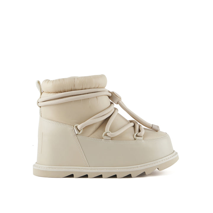 zembla artic womens chalk 1 outside view