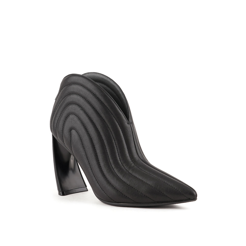 zuma luna hi black 2 angle out