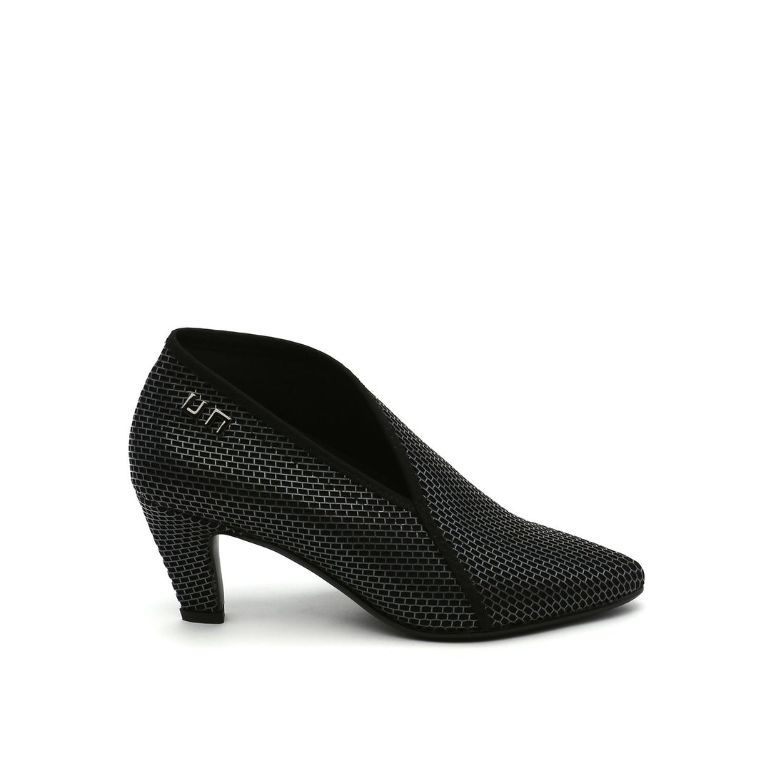 fold lite mid gunmetal out view