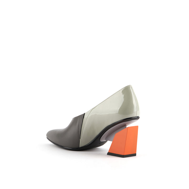 arix pump mid dakar 4 angle in view