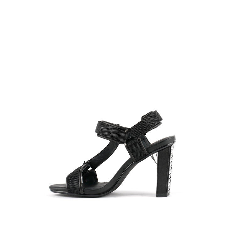 aura hi black in view