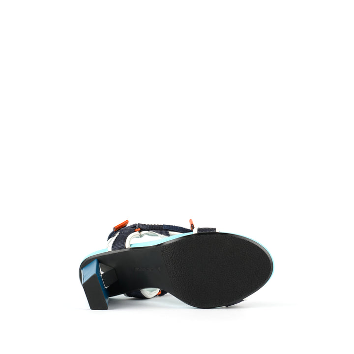 aura hi blue beat bottom view