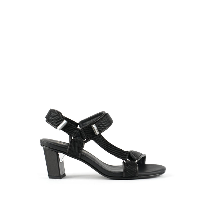 aura mid black out view