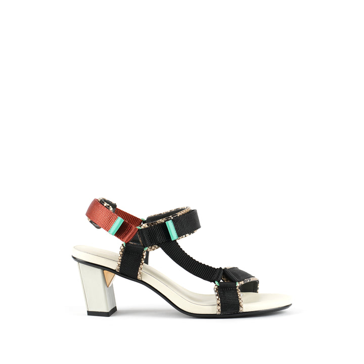 aura mid viper out view