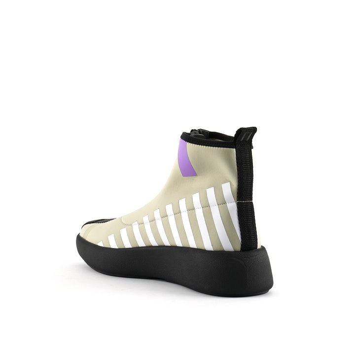 bo calli silver grey angle in view