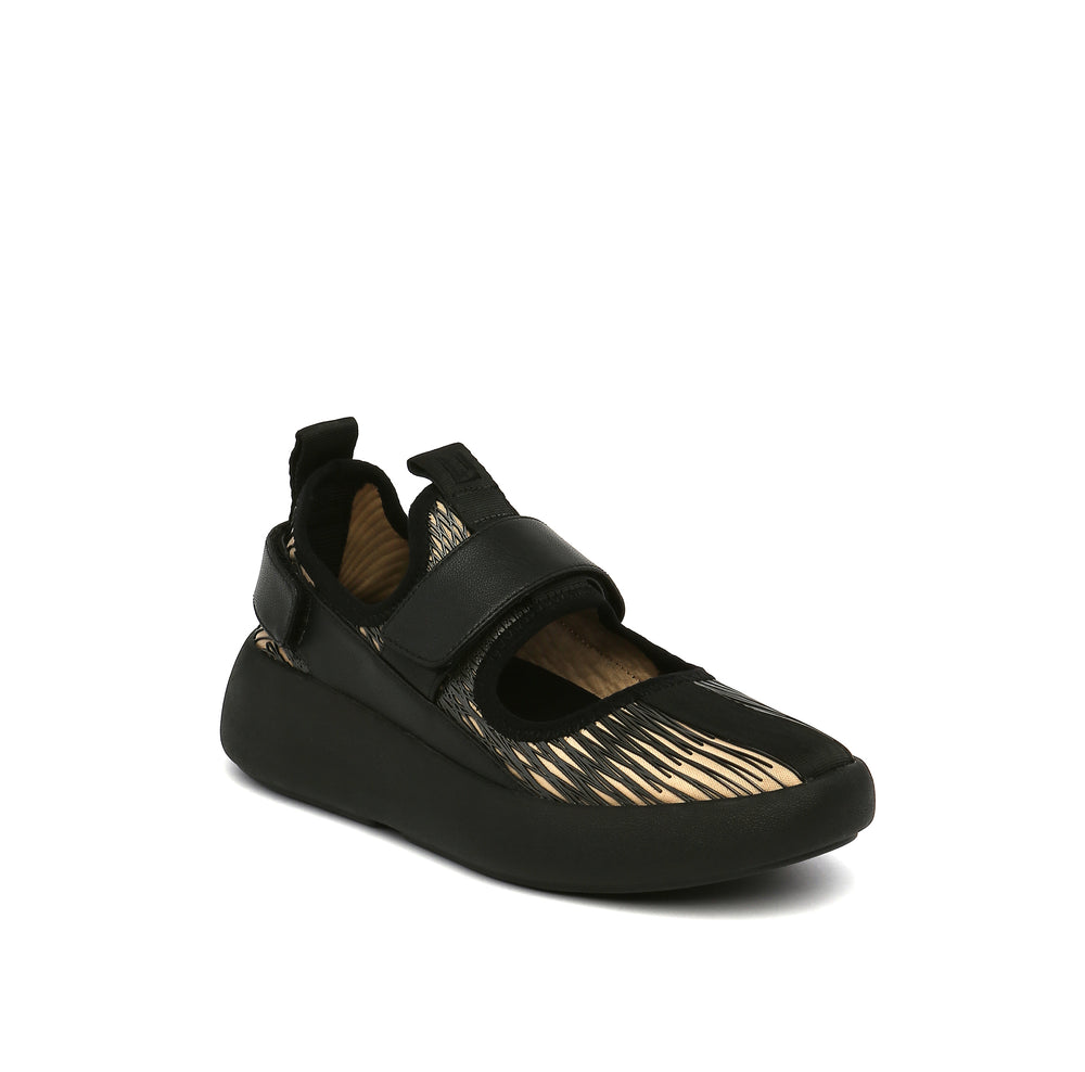 bo mj ivory + black angle out view