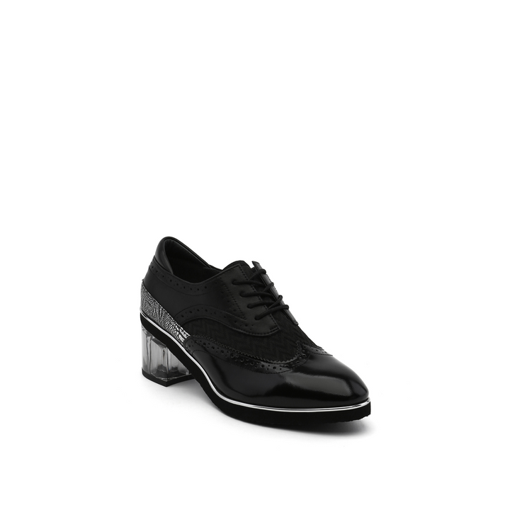 brogue black II angle out view