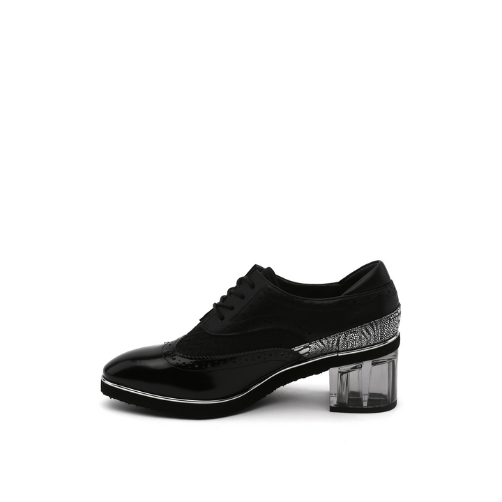 brogue black II in view