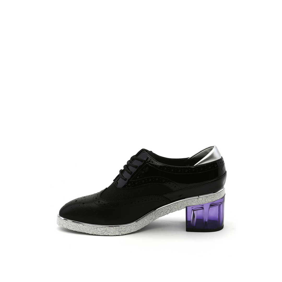 brogue black + marble in view