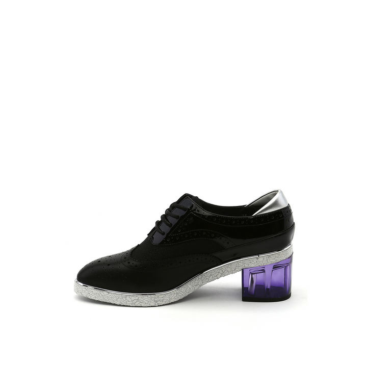 brogue black + marble in view