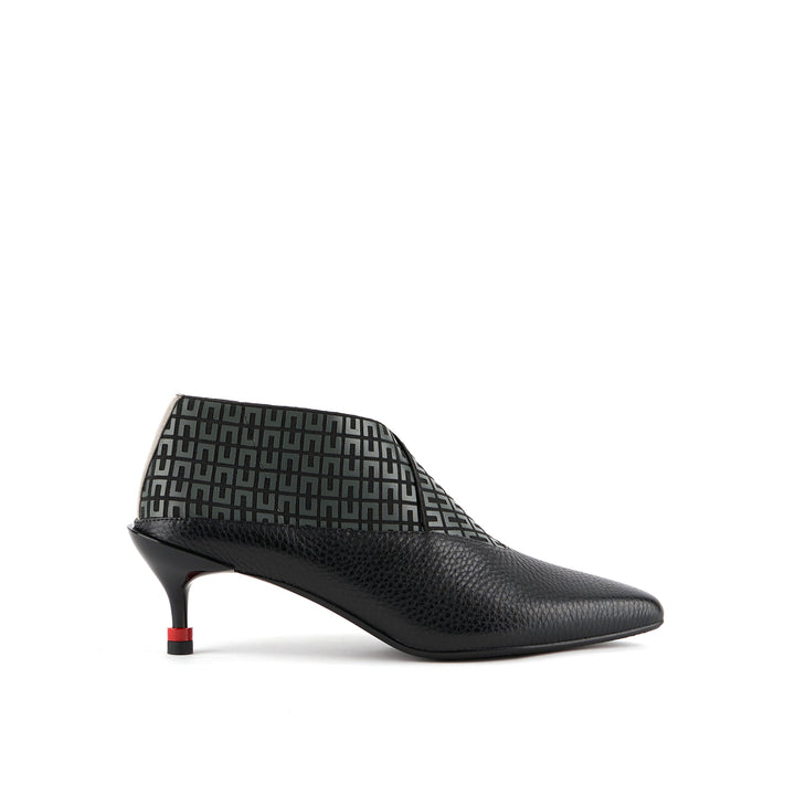 collar mid black 1 outside view