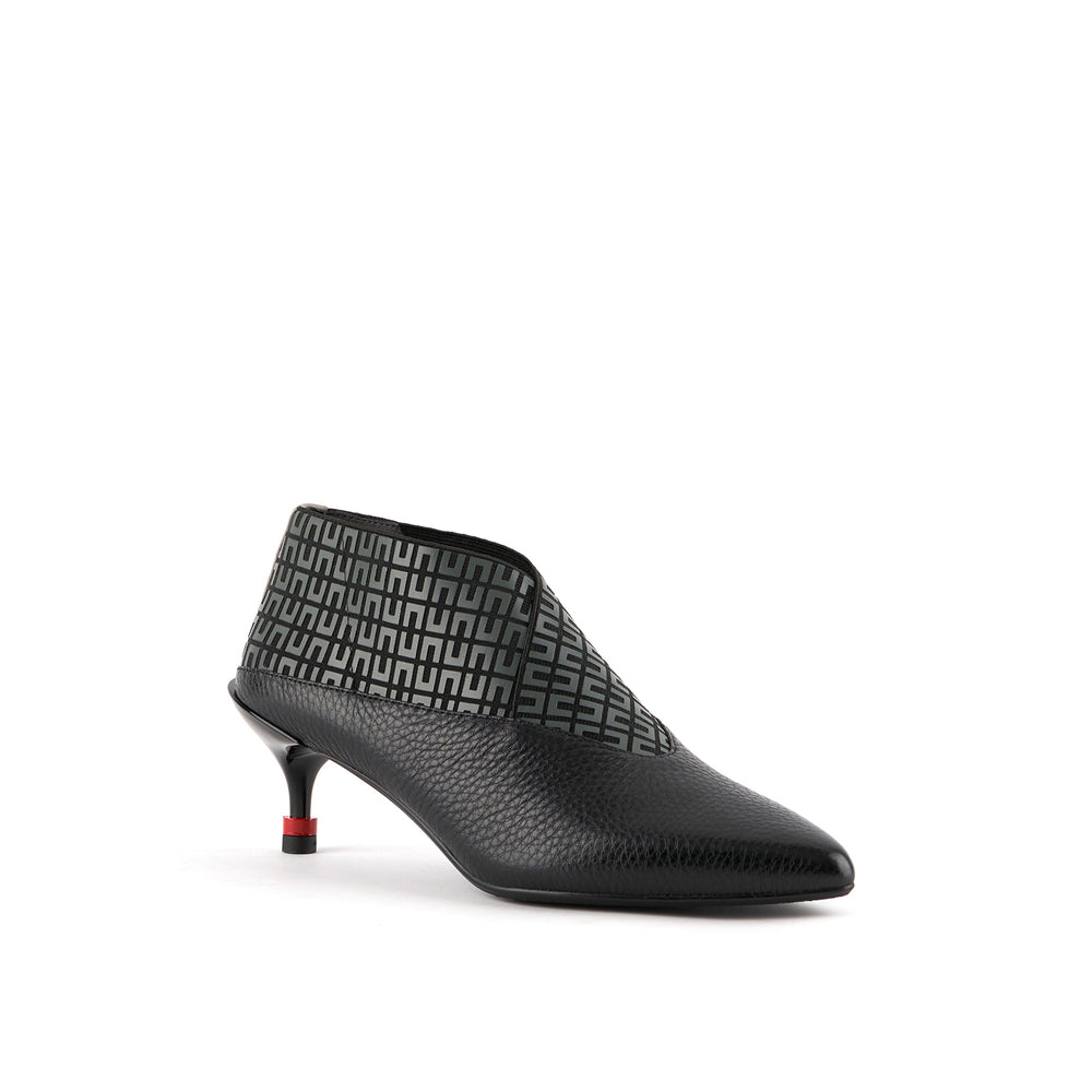 collar mid black 2 angle out view