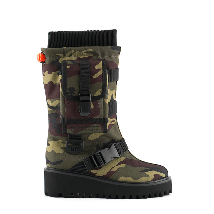 combat pocket camouflage out view