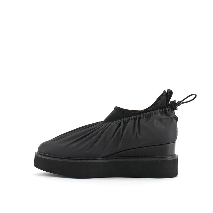 cover casual black in view