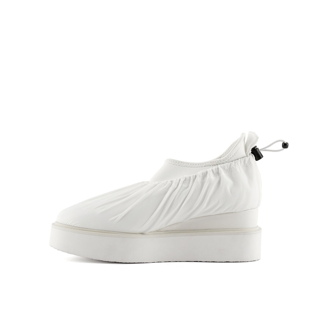 cover casual grey white in view