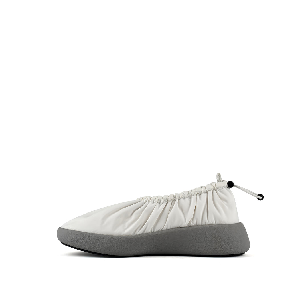 cover off white 3 in view