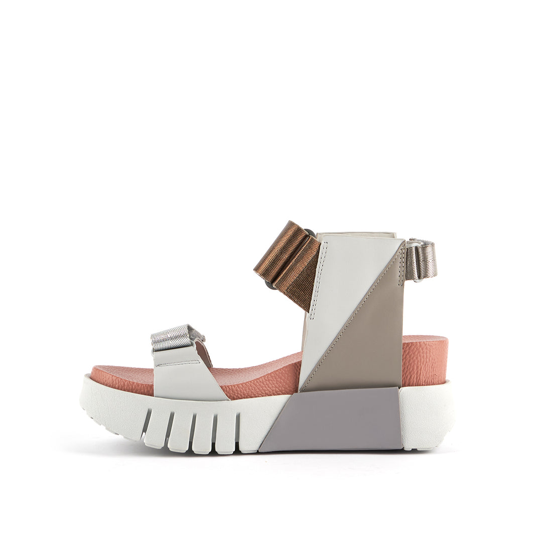 delta run bohemian inside view