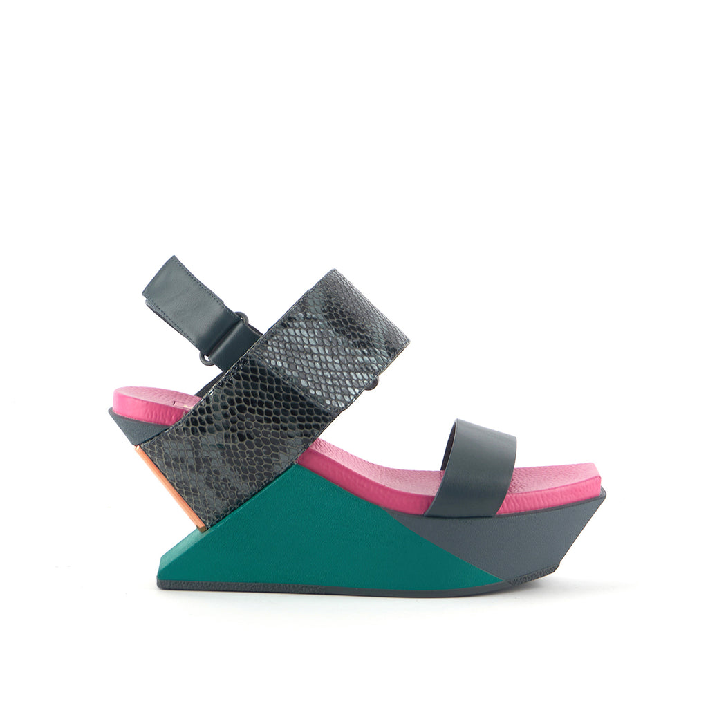 delta wedge sandal candy snake out view