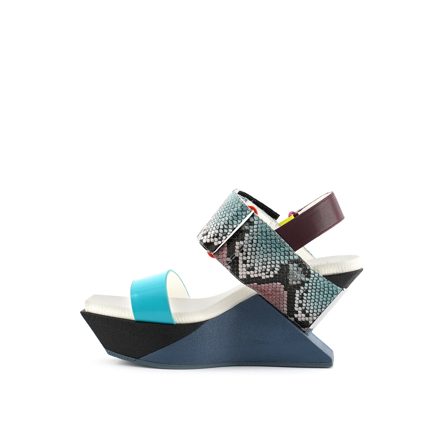 Delta Wedge Sandal - Rog – United Nude