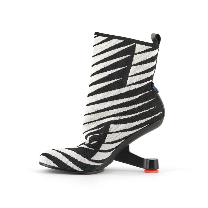 eamz fab bootie mono 3 in view