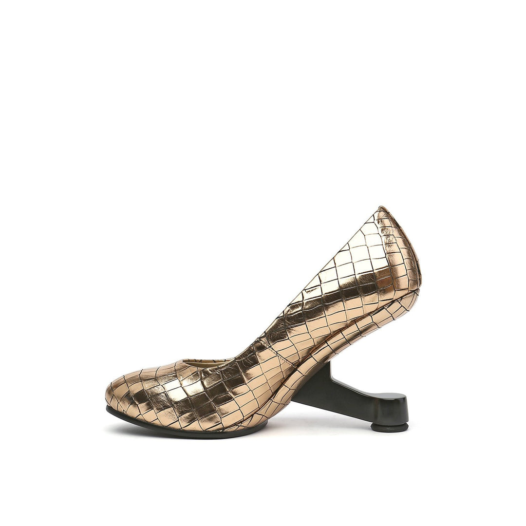 eamz pump bronze in view