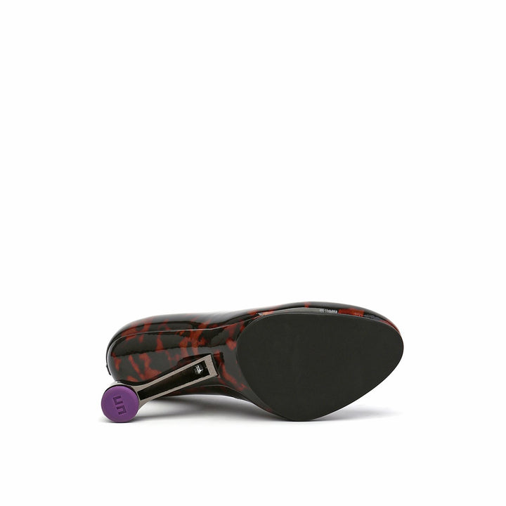 eamz pump lava bottom view