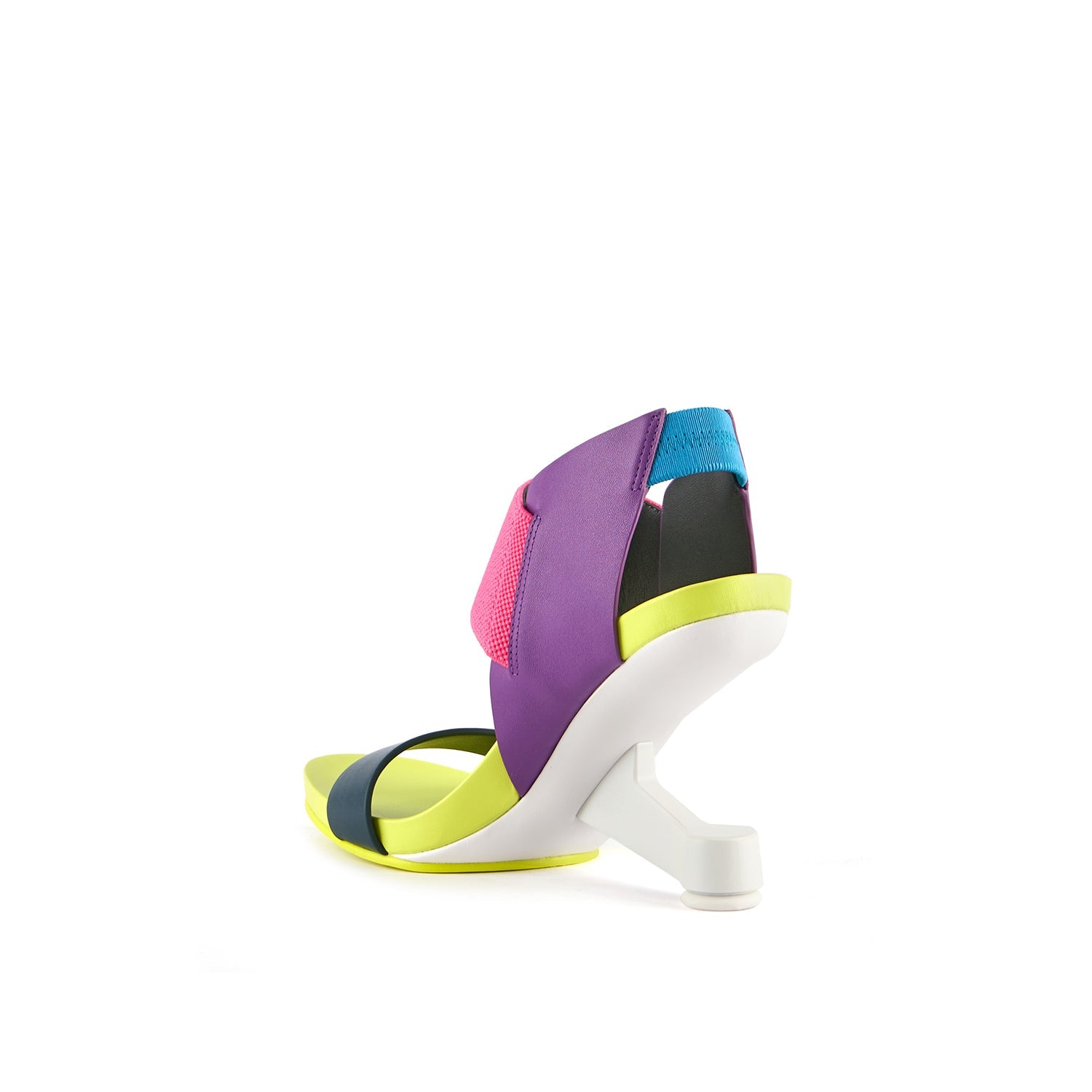 Eamz Raiko – United Nude Eamz Raiko – United Nude