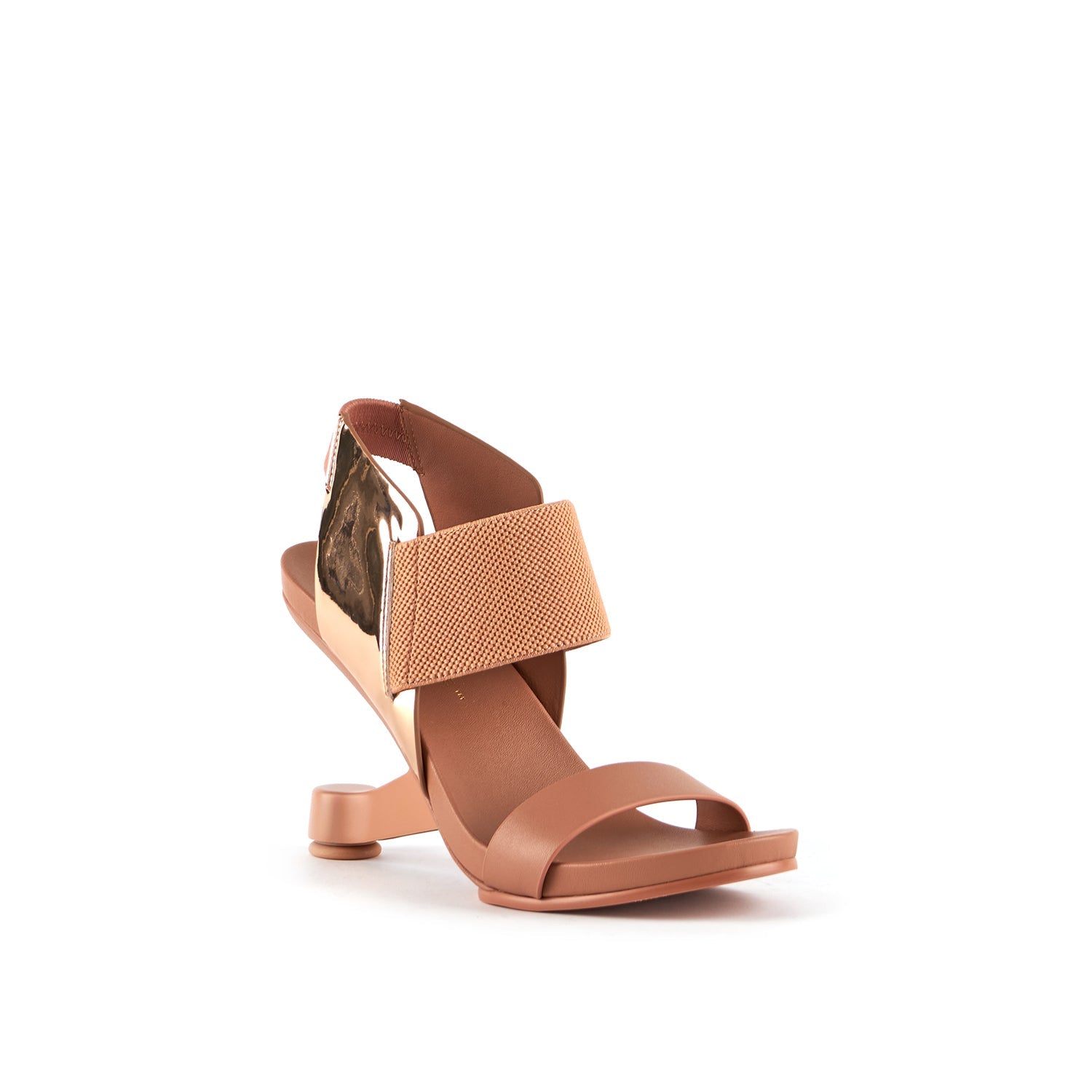 Eamz Raiko – United Nude